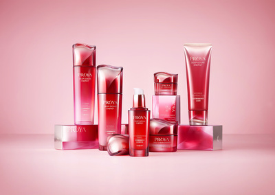 日常生活中的化妝品場(chǎng)景圖